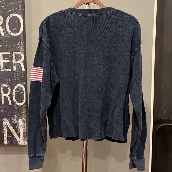 Brandy Melville Newport waffle sweatshirt flag patch navy blue - Picture 7 of 8